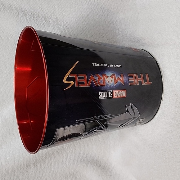 The Marvel's popcorn bucket - Picture 3 of 6